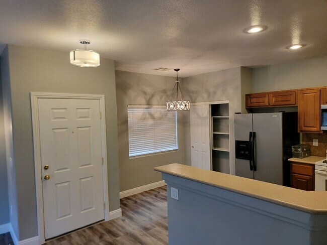 Photo - 3 Bedroom Townhouse with a backyard