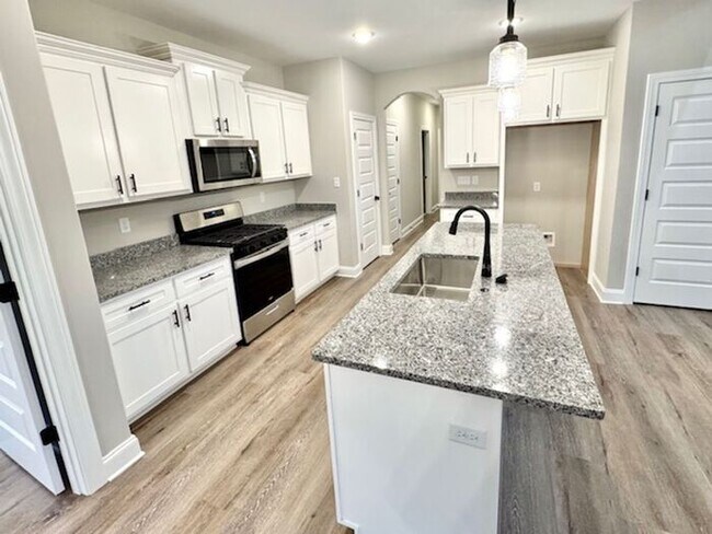 Photo - Now Leasing a 5-Bedroom 3 Bath Home In Cordova off of Houston Levee and Walnut Grove