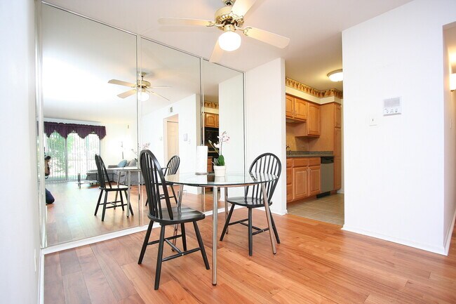 Photo - 6143 Knoll Wood Rd Unit 106