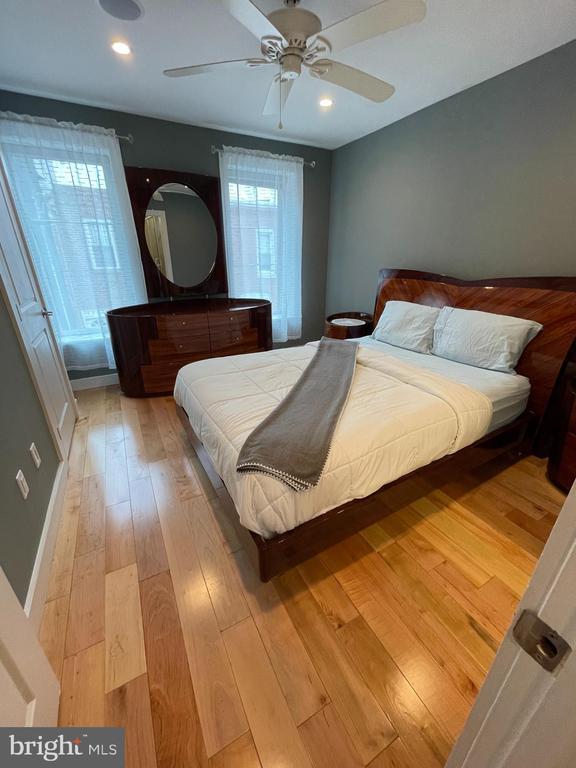 Photo - 1822 Gerritt St