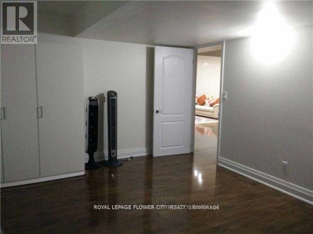 Photo - 38 Black Diamond Cres