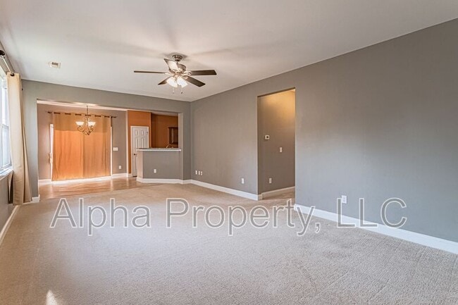 Photo - 135 Raven Hill Way