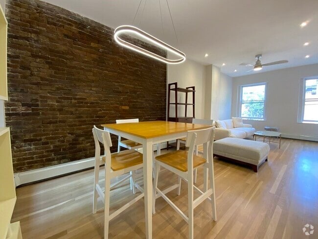 Building Photo - 43 Irving St Unit 3 Rental