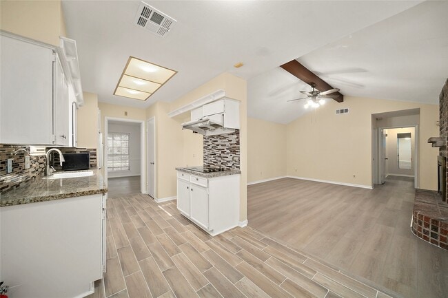 Building Photo - 8407 Stroud Dr Rental