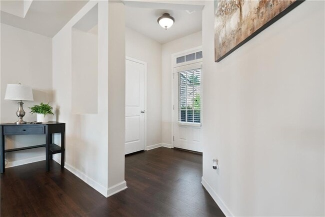 Photo - 1267 Brookmere Way