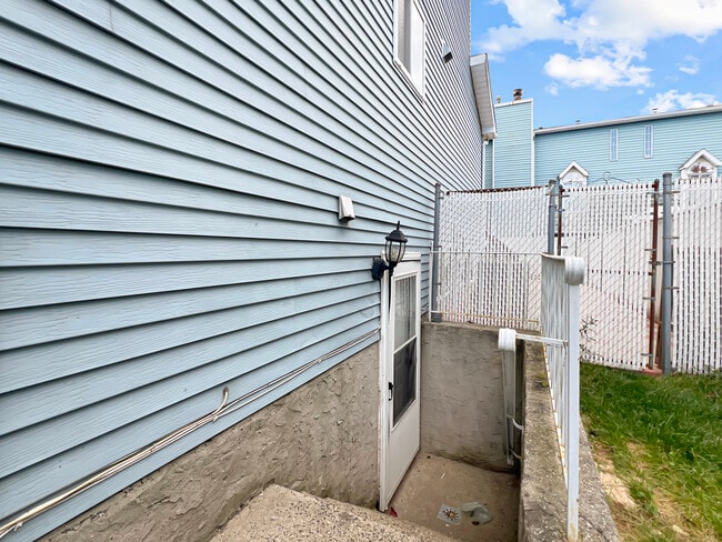 Side Entrance - 32 Kelly Blvd Unit #1