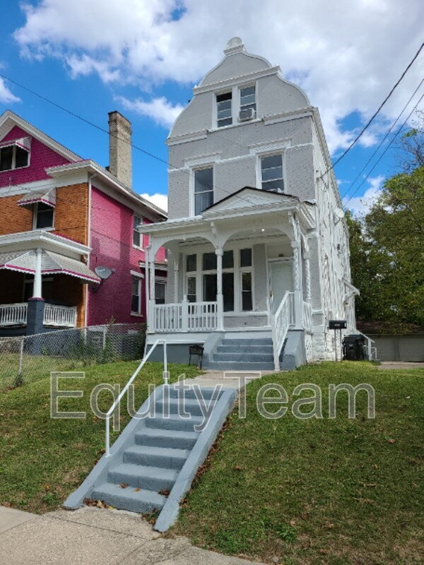 Photo - 3318 Graydon Ave