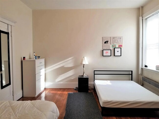 16 Euston St Unit 5