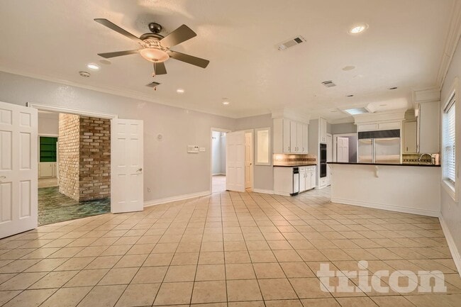 Photo - 8103 Oak Moss Dr