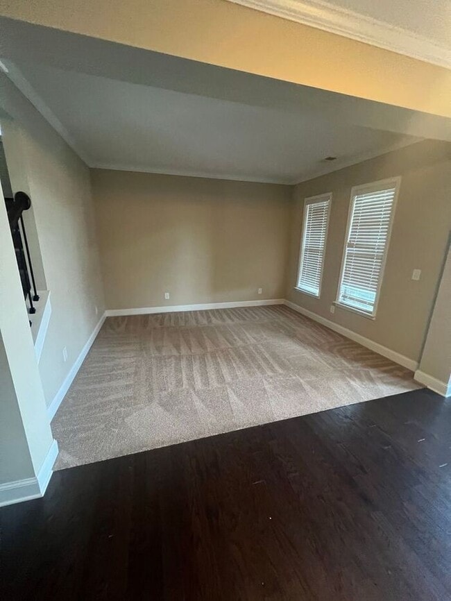 Photo - Now Ready! Amazing 5 bedroom house with 3 full bathrooms!