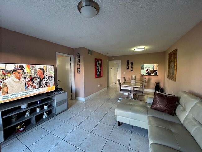 Photo - 11307 SW 200th St Unit 103-B