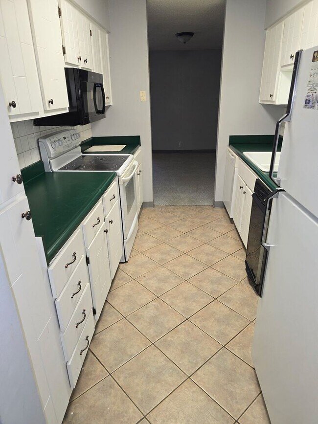 Photo - Knoxville 37923 - 2 bedroom, 2 bath condo ...