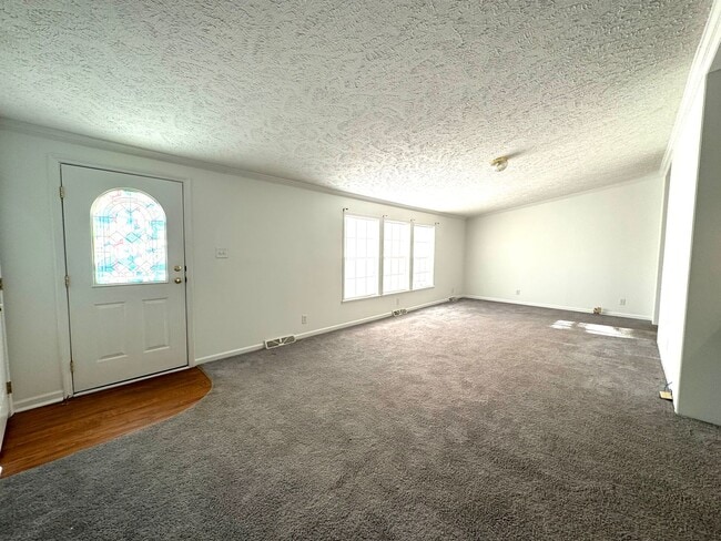 Photo - ~~ Home with 2 acres located in Mebane ~~