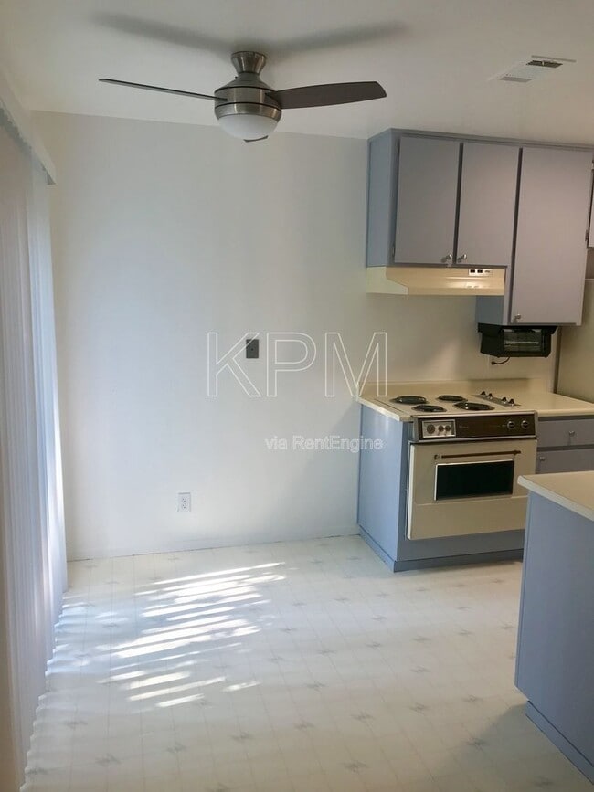 Photo - 445 Almond Dr Unit 64