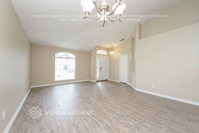745 Sedgewood Cir
