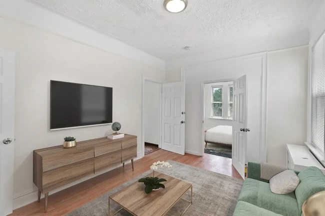 Photo - 725 Garfield Ave Unidad 1