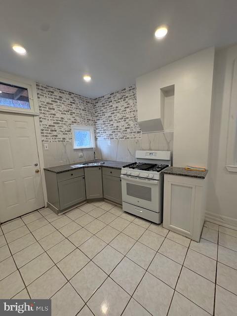 Photo - 19 N 61st St