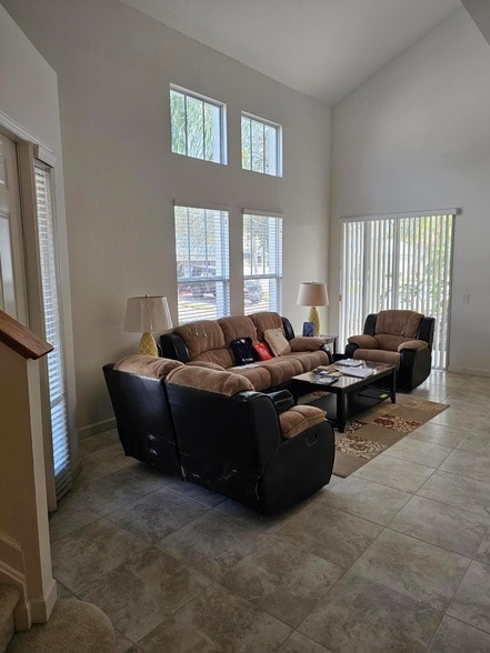 Photo - 10451 SW Academic Way