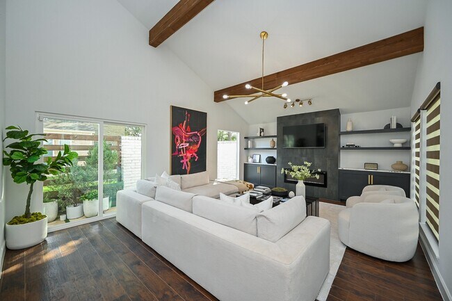 Photo - 4627 Turf Valley Dr