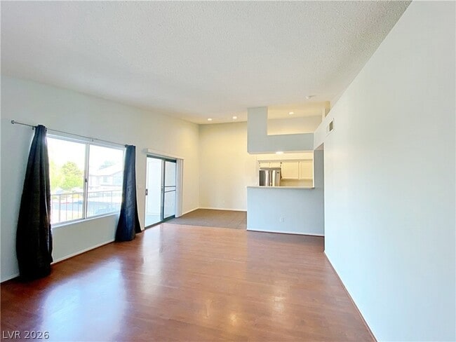 Photo - 1575 W Warm Springs Rd Unit 1024