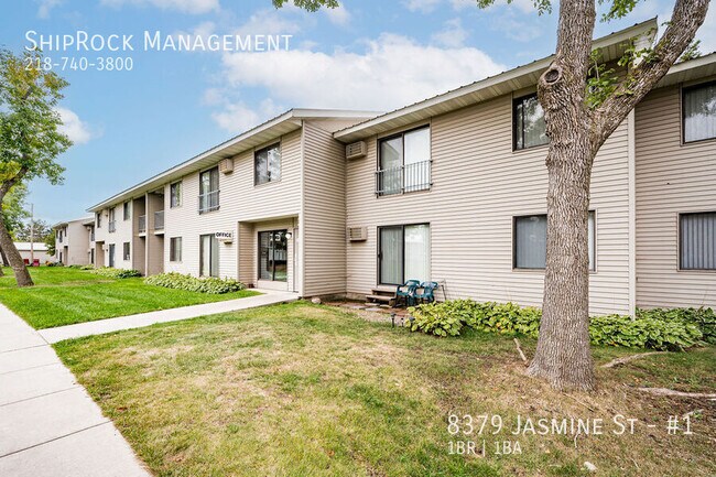 Building Photo - 8379 Jasmine St Unit #1