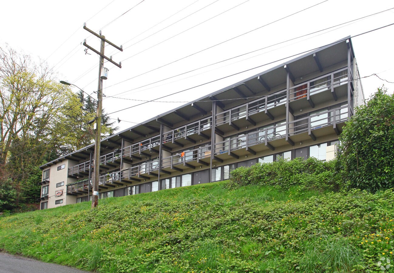 Photo - Raven View Apartments