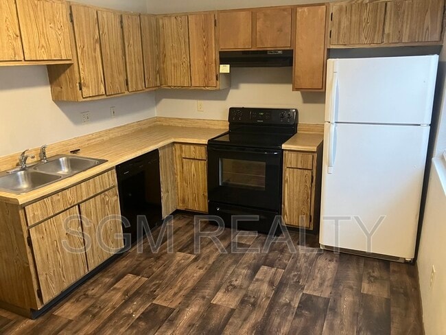 Building Photo - 1009 Belle Valley Dr