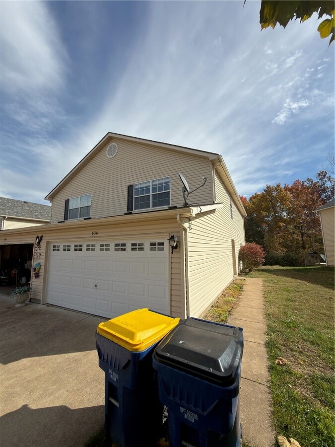 Photo - 836 Woodside Creek Dr