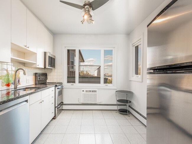 Photo - 7501 JFK Blvd E Unidad B Rental