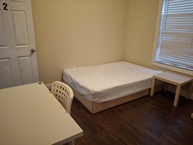 Photo - 1248 W 37th Dr