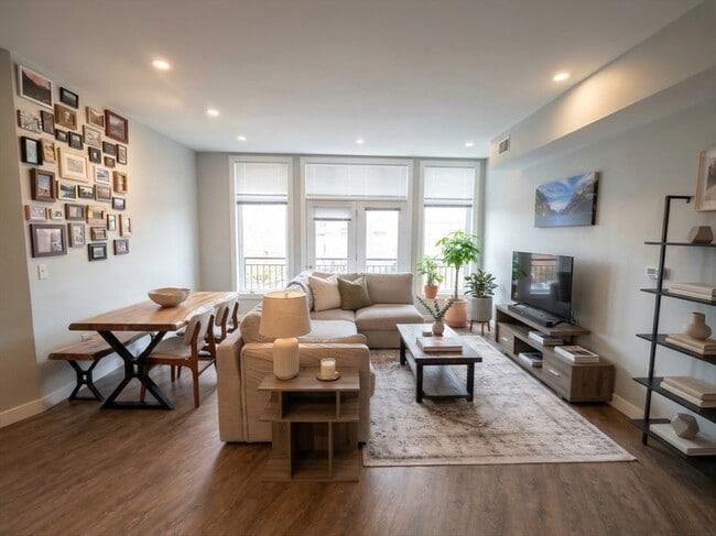 Building Photo - 3 Ward St Unit 304