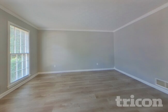 Photo - 4809 Glenwhite Dr