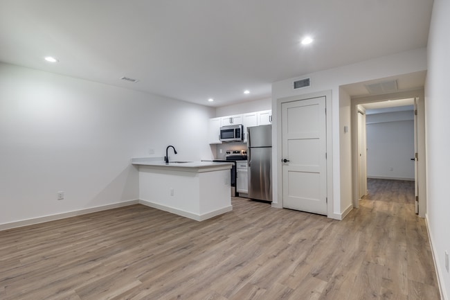 Photo - Beaux House at Bishop Ridge