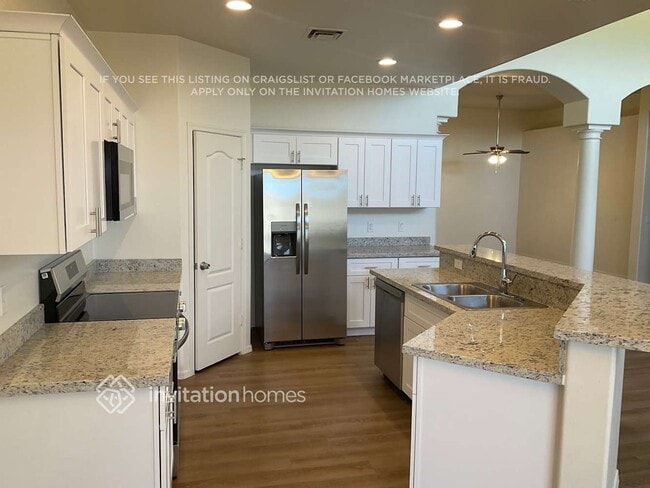 Photo - 8620 S 10th Ln