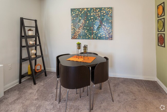 1BR, 1BA - 510 SF