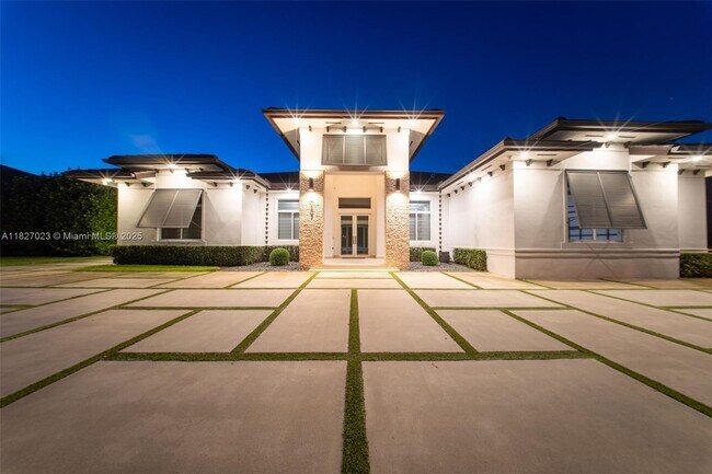 Photo - 10203 SW 136th St