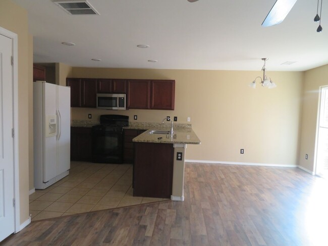 Photo - Clean 3 Bedroom, 2.5 Bath Home for Rent
