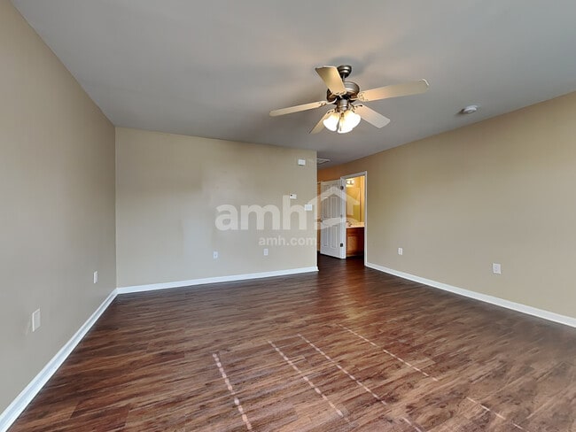 Photo - 71 Wolf Creek Ln