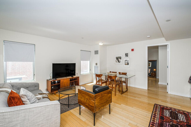 Photo - 40 Boylston St Apartamento Unidad FL1-ID1058504P