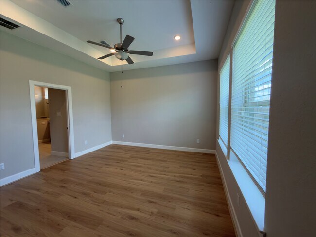Photo - 10727 Bridgeport Path Ct