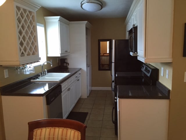Photo - 1802 Jackson Ave W