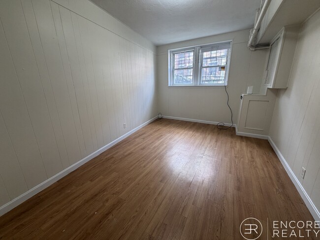 Photo - 119 Sutherland Rd Unit A