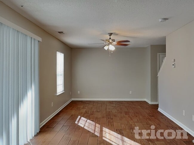 Photo - 2000 Lake Carolina Dr