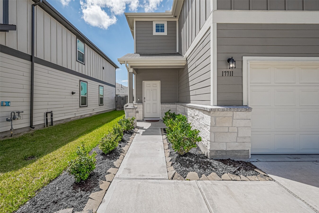 Photo - 17711 Vernonia Ln