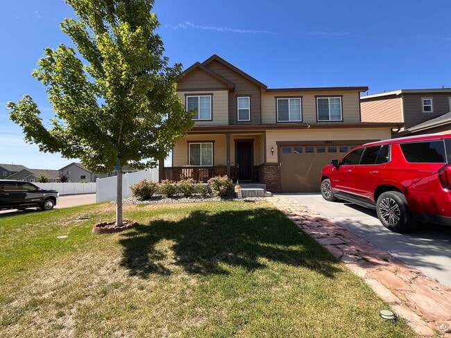 Building Photo - Beautiful Home in Windsor