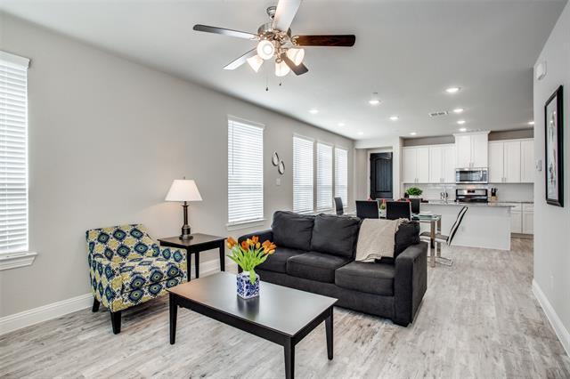 Photo - 1718 Lisa Ct