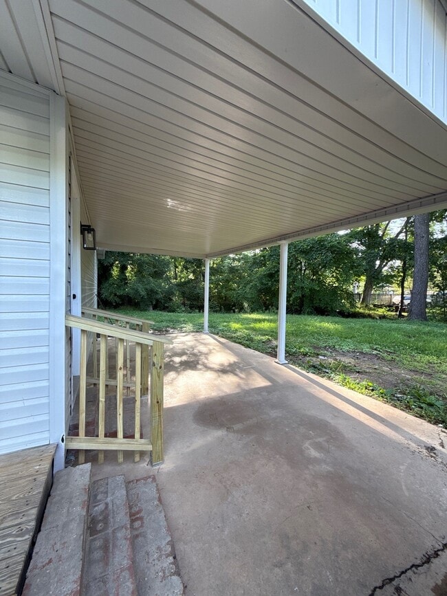 Photo - 319 Anderson Ave