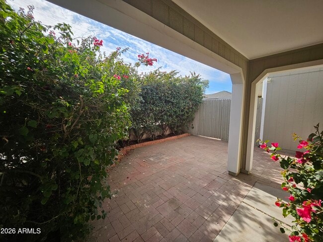 Photo - 7038 S 42nd St