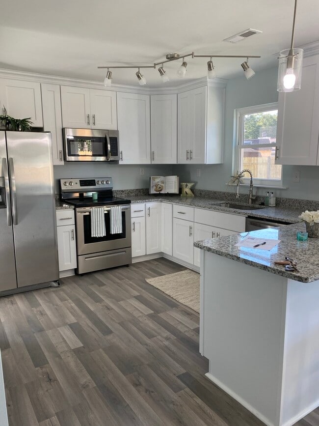 Photo - 1329 Pierside Ct