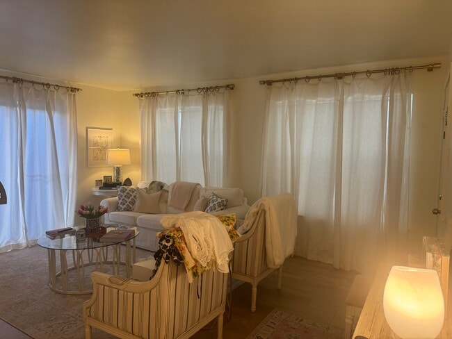 Photo - 4219 Avondale Ave Unit 116